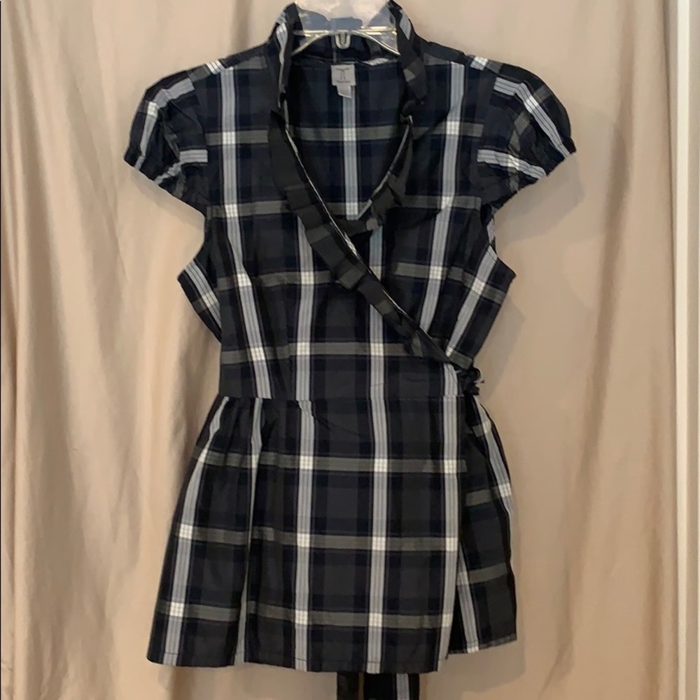 plaid black and white top with wrap back